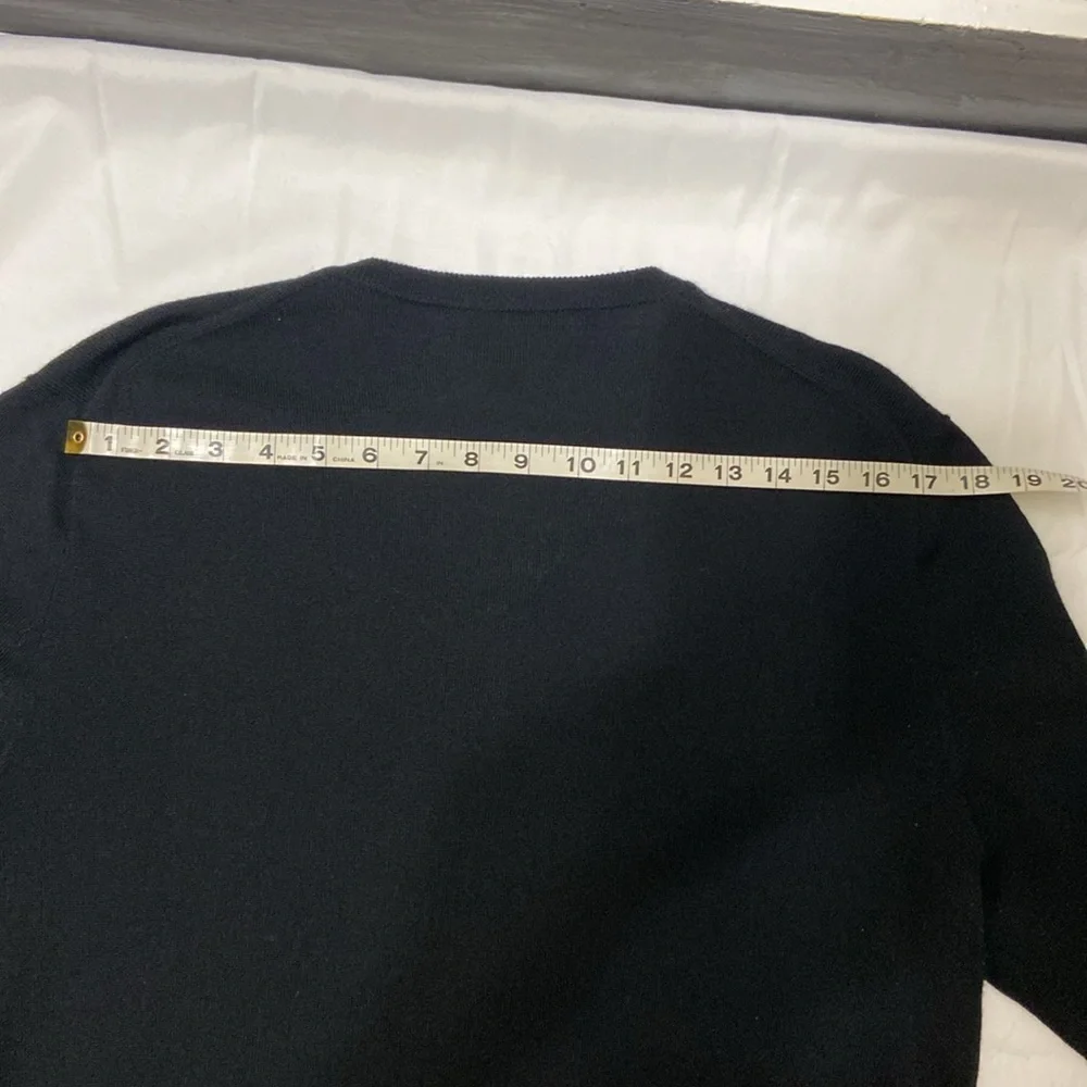 J.CREW MEN BLACK LONG SLEEVE SWEATER,